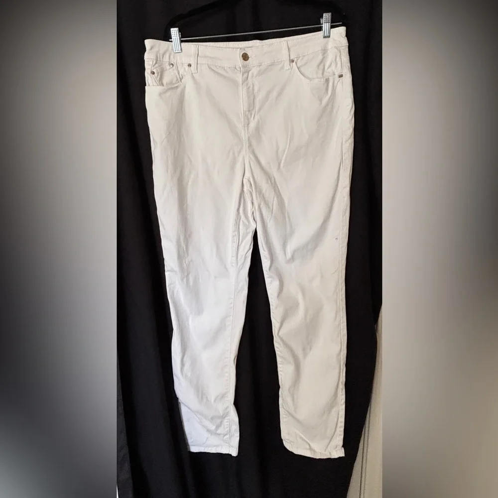 Chico’s White Jegging Women’s Size 2.5 Casual Soft - Picture 3 of 10